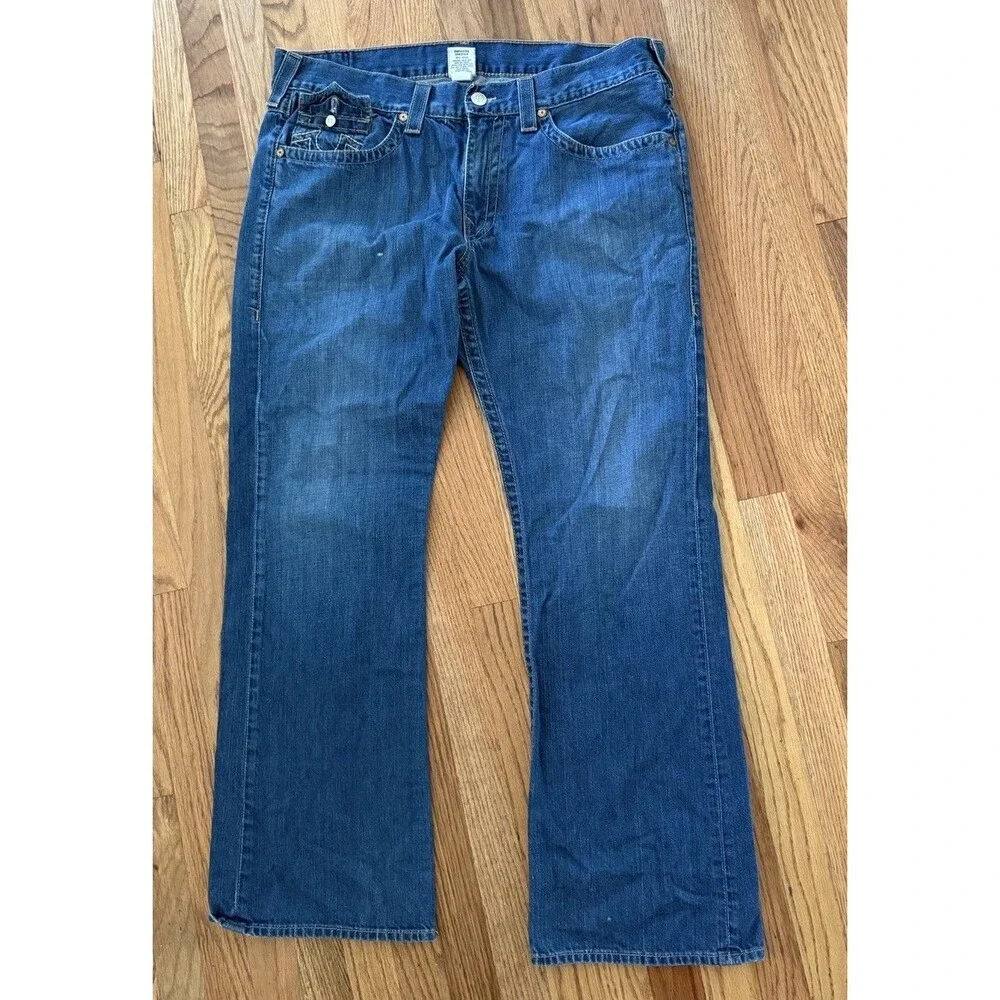 True Religion Mens Boot Cut Jeans 40‎ X 32 Flap Pockets Medium Wash Made In USA